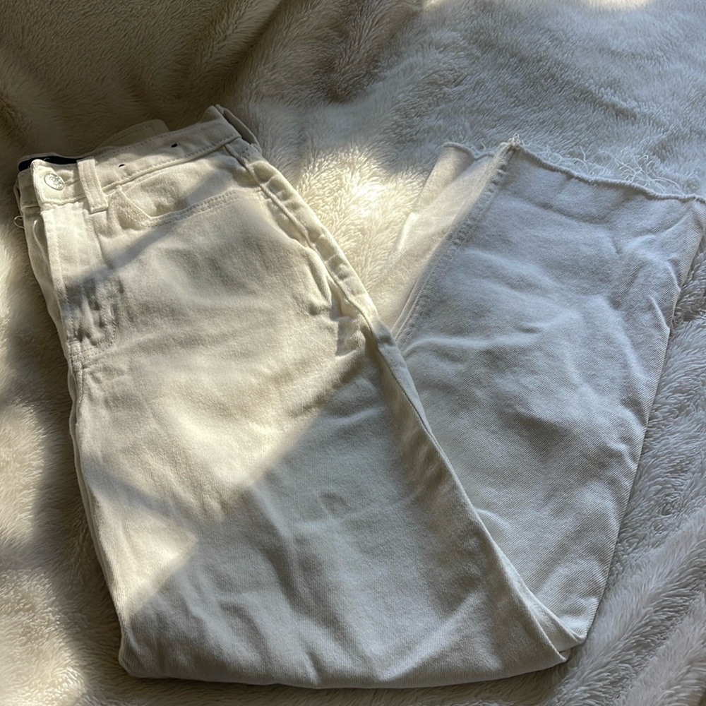 White Hollister jeans